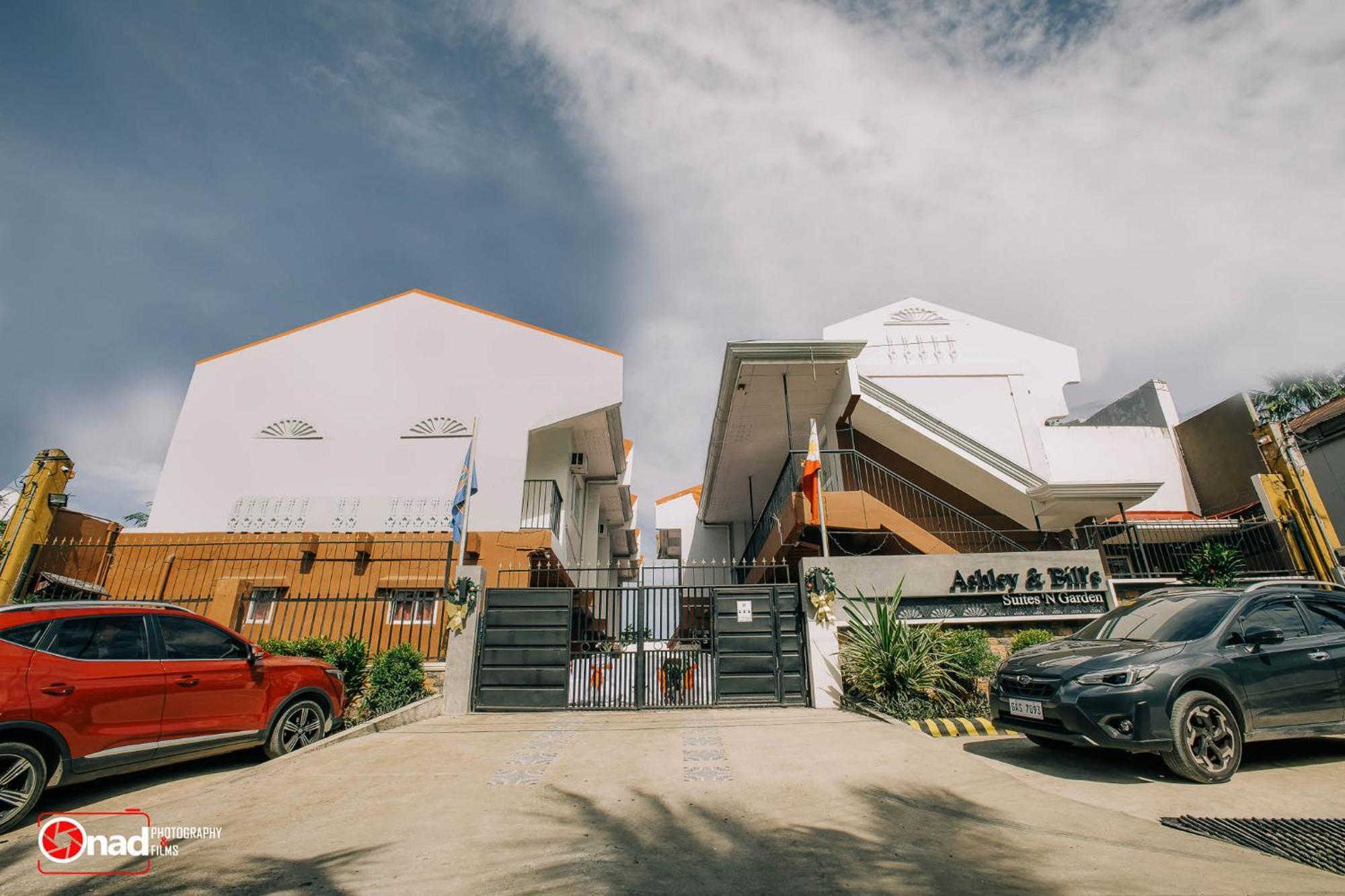 Ashley And Bill'S Suites 'N Garden Hotel And Vacation Homes Carcar Buitenkant foto